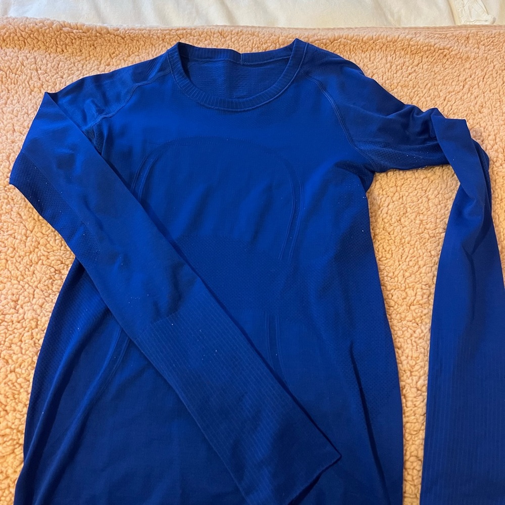 size 6 blue lulu top